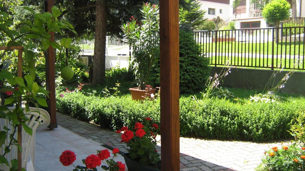 Kispal Apartmanhaz 잘라카로쉬 외부 사진